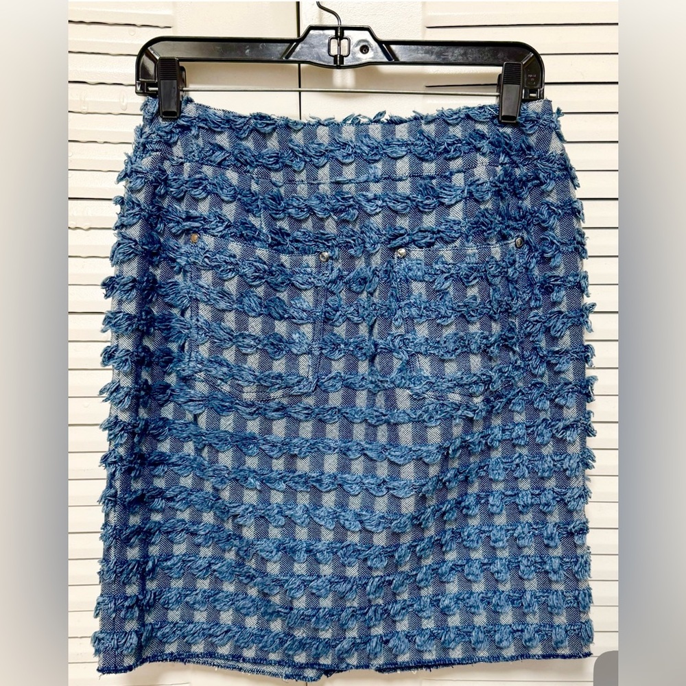 W by Worth Denim Frayed Blue Skirt - Picture 4 of 12